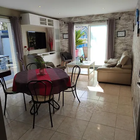 La Palmeraie De Mimi Classe 4 Etoiles**** Holiday home Biganos